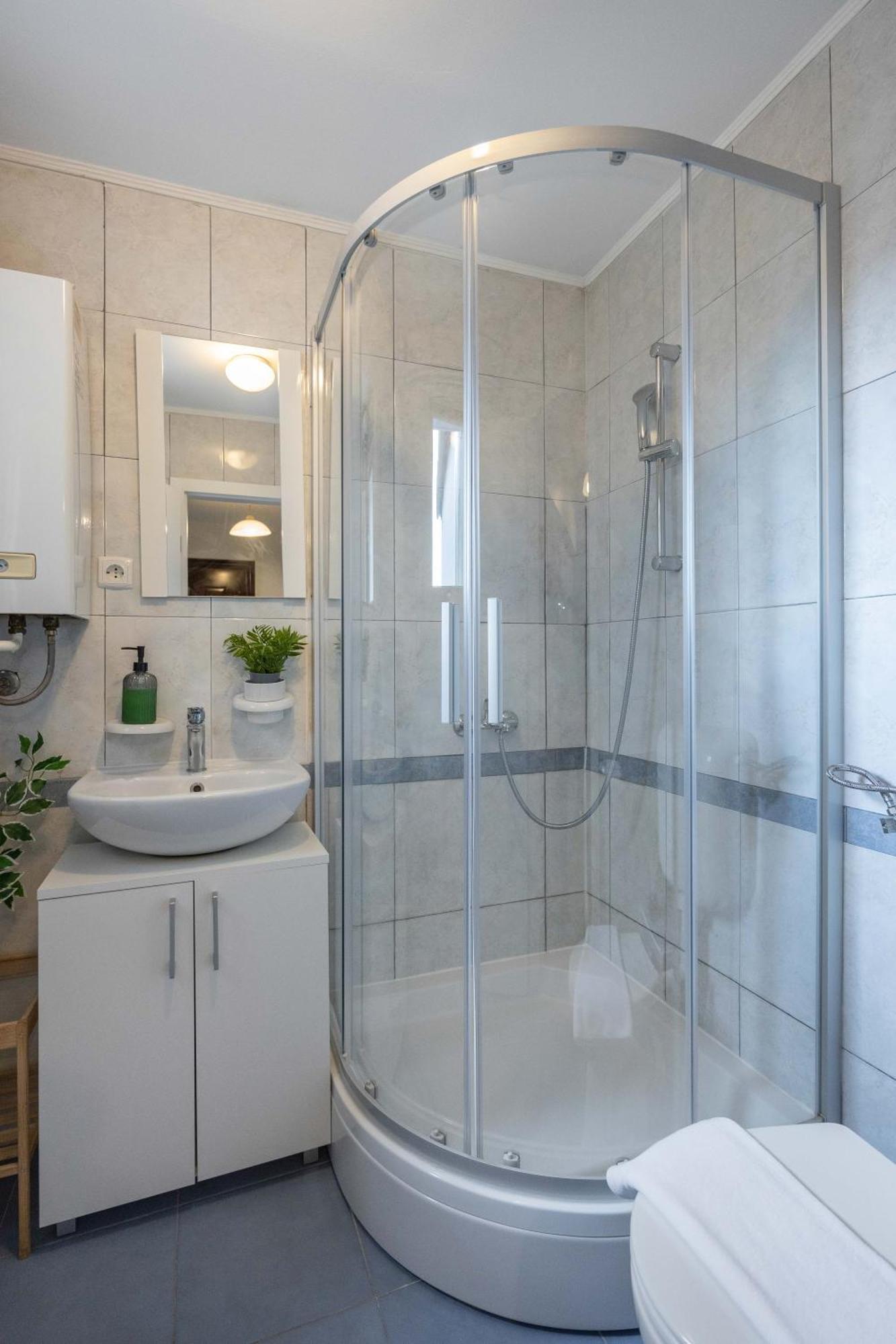 Modern Studio Near City Center Zagreb Exterior photo